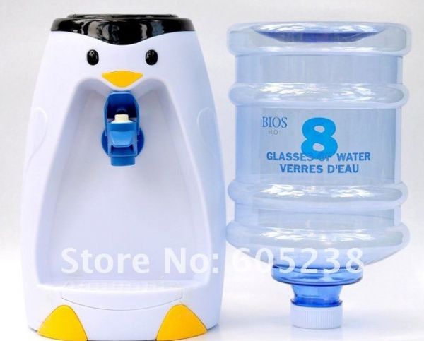 Mini bebedouro de mesa Pinguim
